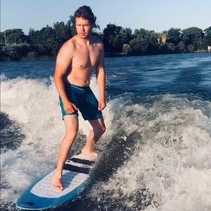 Meet your Posher, Clayton